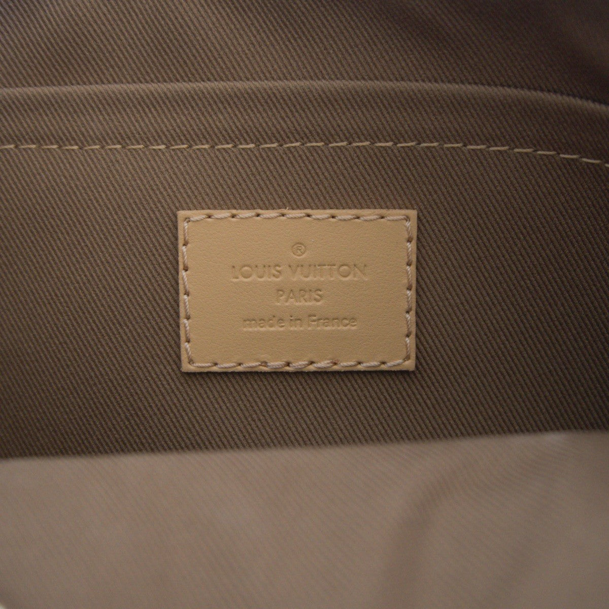 Louis Vuitton Keepall Bandoulière 25cm Bag