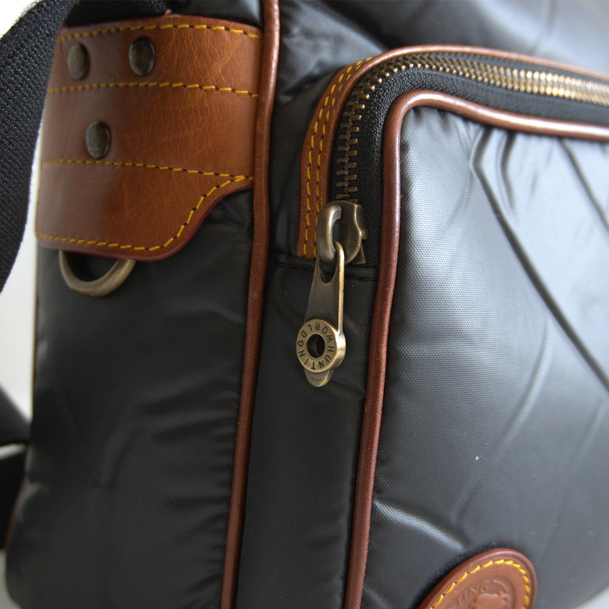HUNTING WORLD Canvas shoulder bag Blue