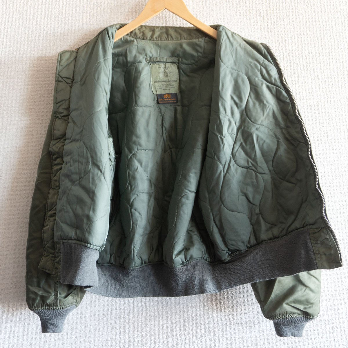 ALPHA INDUSTRIES 90s CWU-45/P(N) Nylon Flight Jacket Size XL