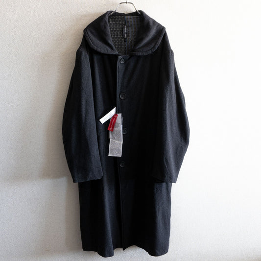 Geoffrey B. Small handmade fully-lined 4-button oversized coat Size S