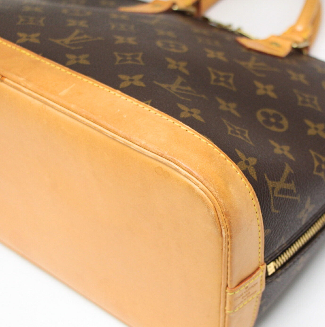 Louis Vuitton Alma PM Monogram Handbag Brown Size ONE SIZE