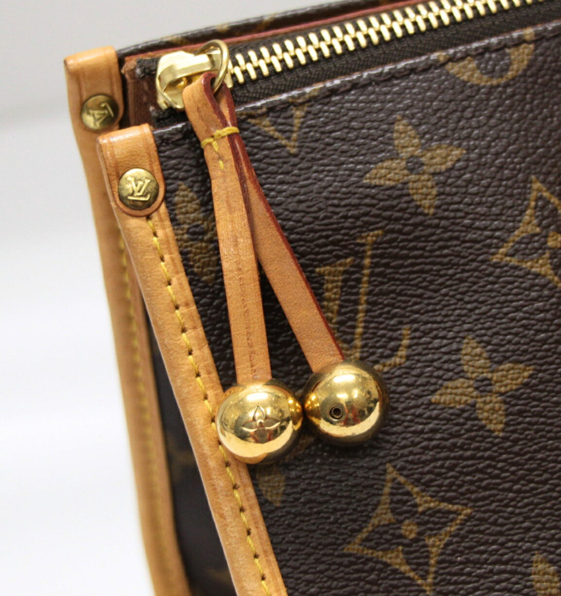Louis Vuitton Popincourt Handbag Brown Size ONE SIZE