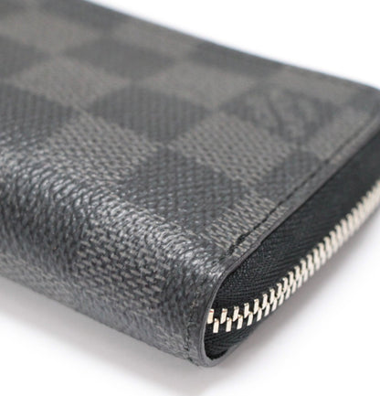 Louis Vuitton Zippy Damier Purse Black Size ONE SIZE