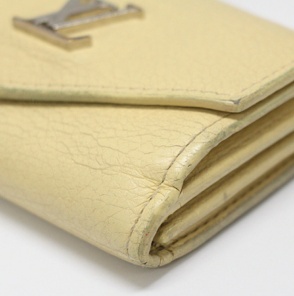 LOUIS VUITTON Portefeuille Wallet Yellow Size ONE SIZE