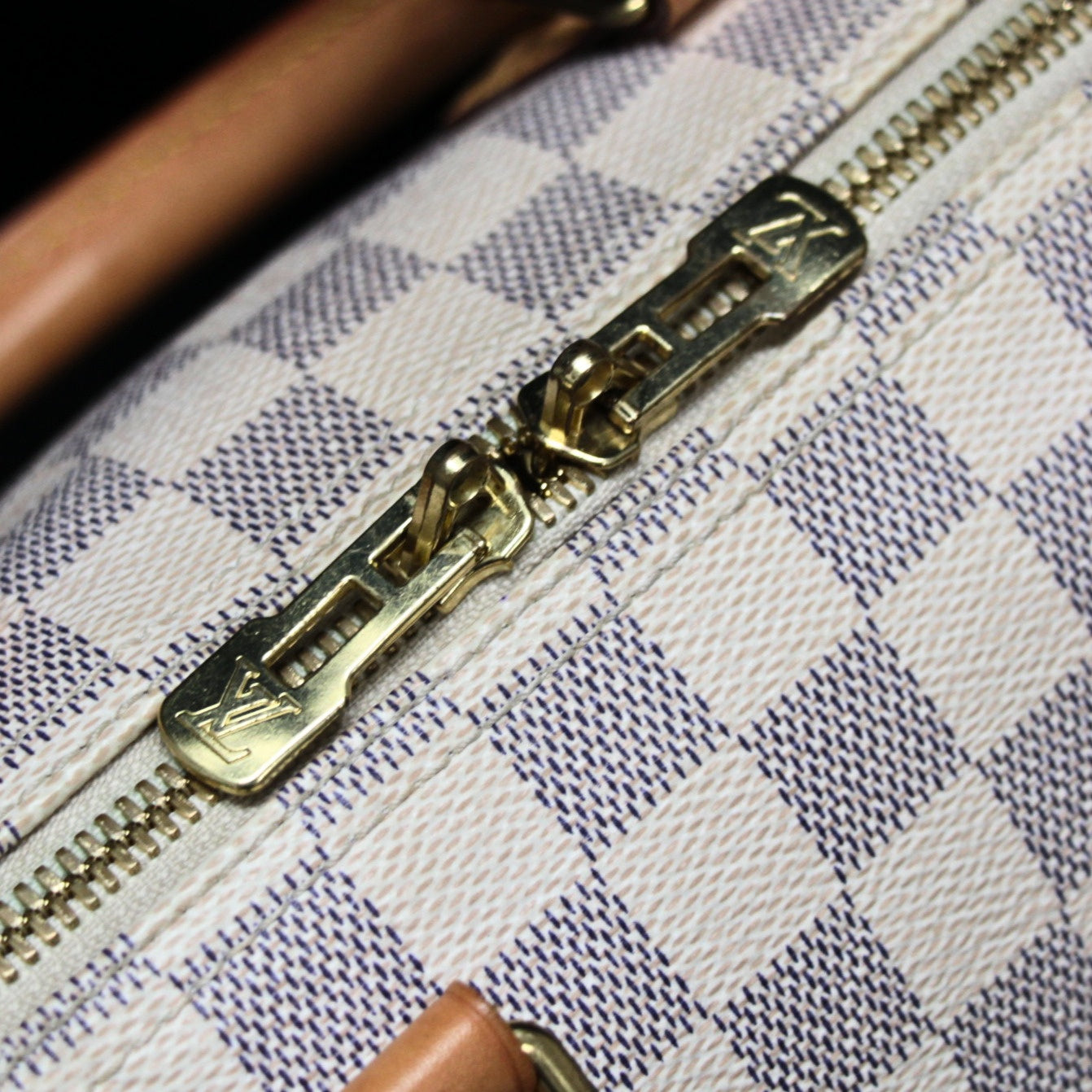 Louis Vuitton Speedy Bandouliere 25 Bag White Size ONE SIZE