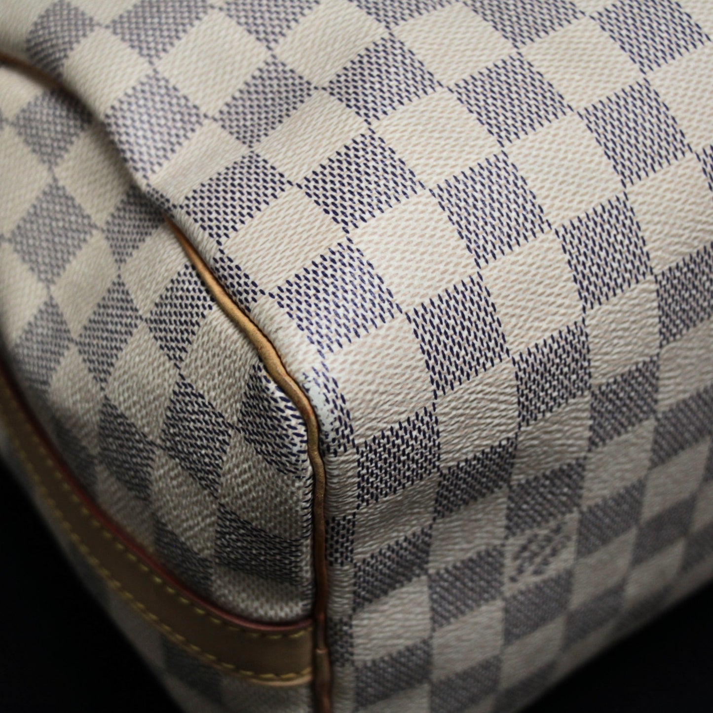 Louis Vuitton Speedy Bandouliere 25 Bag White Size ONE SIZE
