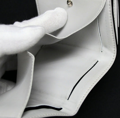 Louis Vuitton Discovery Compact Wallet White Size ONE SIZE