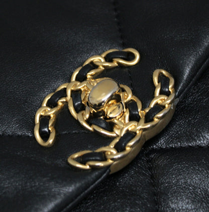 CHANEL Chanel 19 Matelasse Lambskin Bag Black Size ONE SIZE
