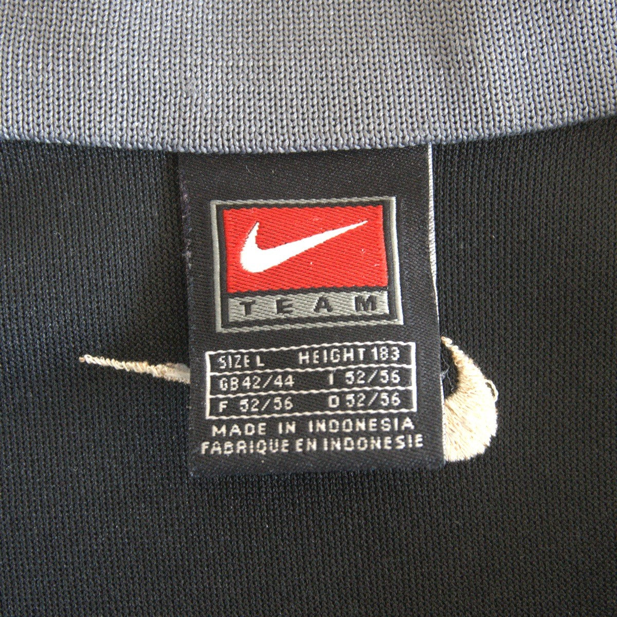 Nike 00S Football Training Jersey Size L