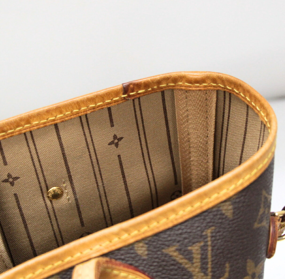 Louis Vuitton Neverfull MM Monogram Bag Brown Size ONE SIZE