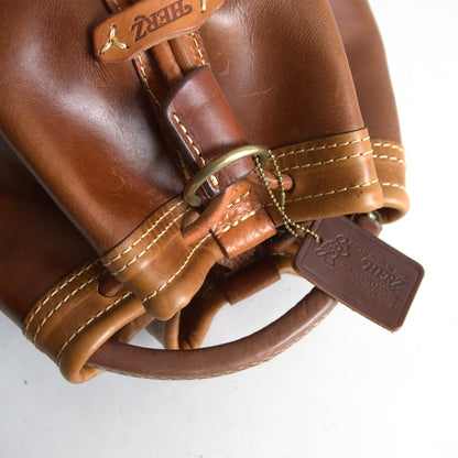 HERZ Founder's Duffel Bag Leather goods