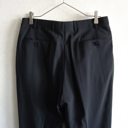 ARMANI COLLEZIONI Spring/Summer 1-Tuck Stripe Slacks Size 40