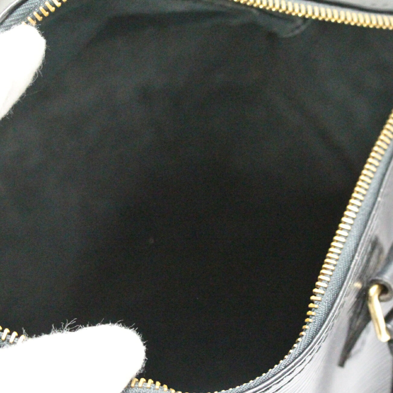 Louis Vuitton Speedy 25 Epi Handbag Black Size ONE SIZE