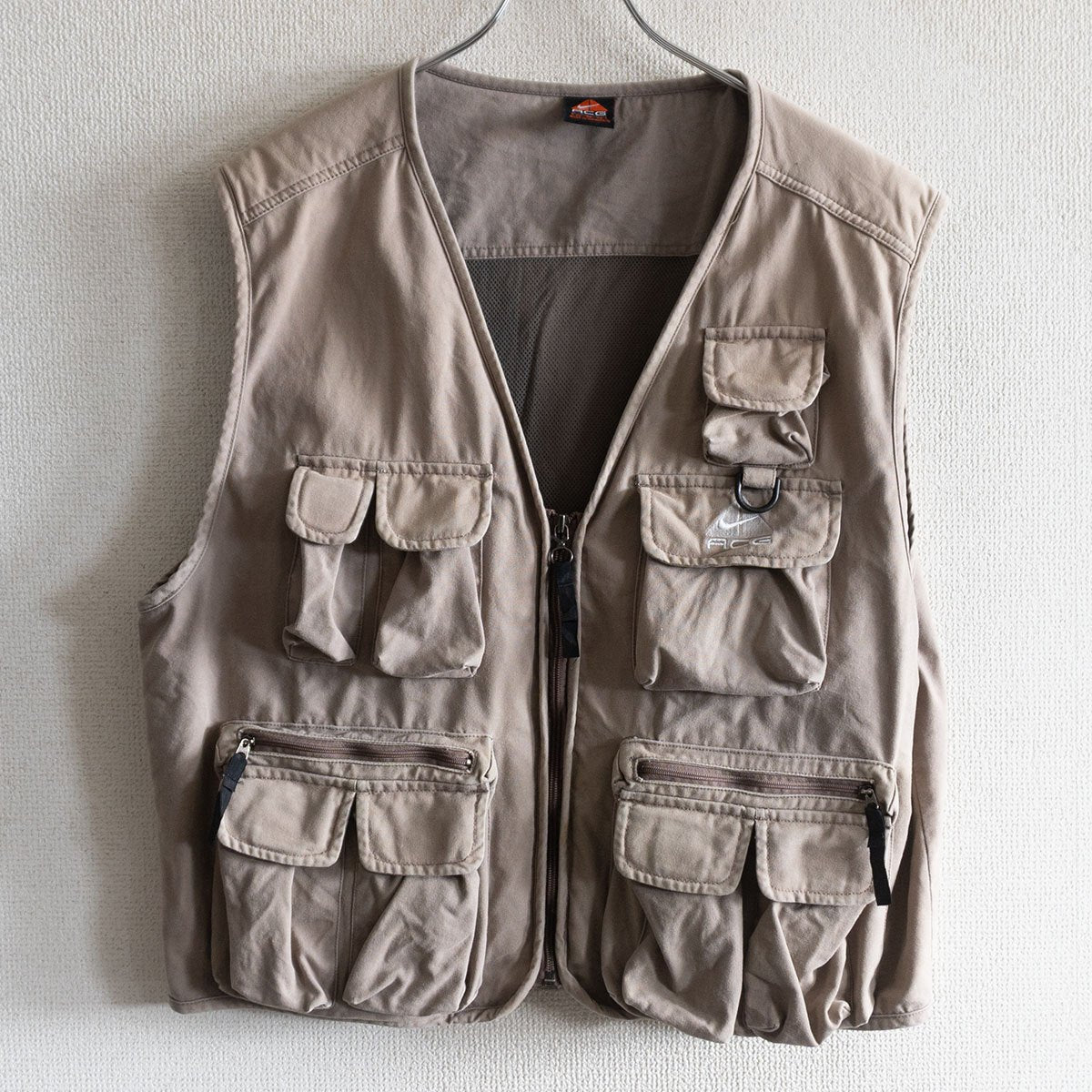 Nike ACG 90S Fishing Vest Size XL