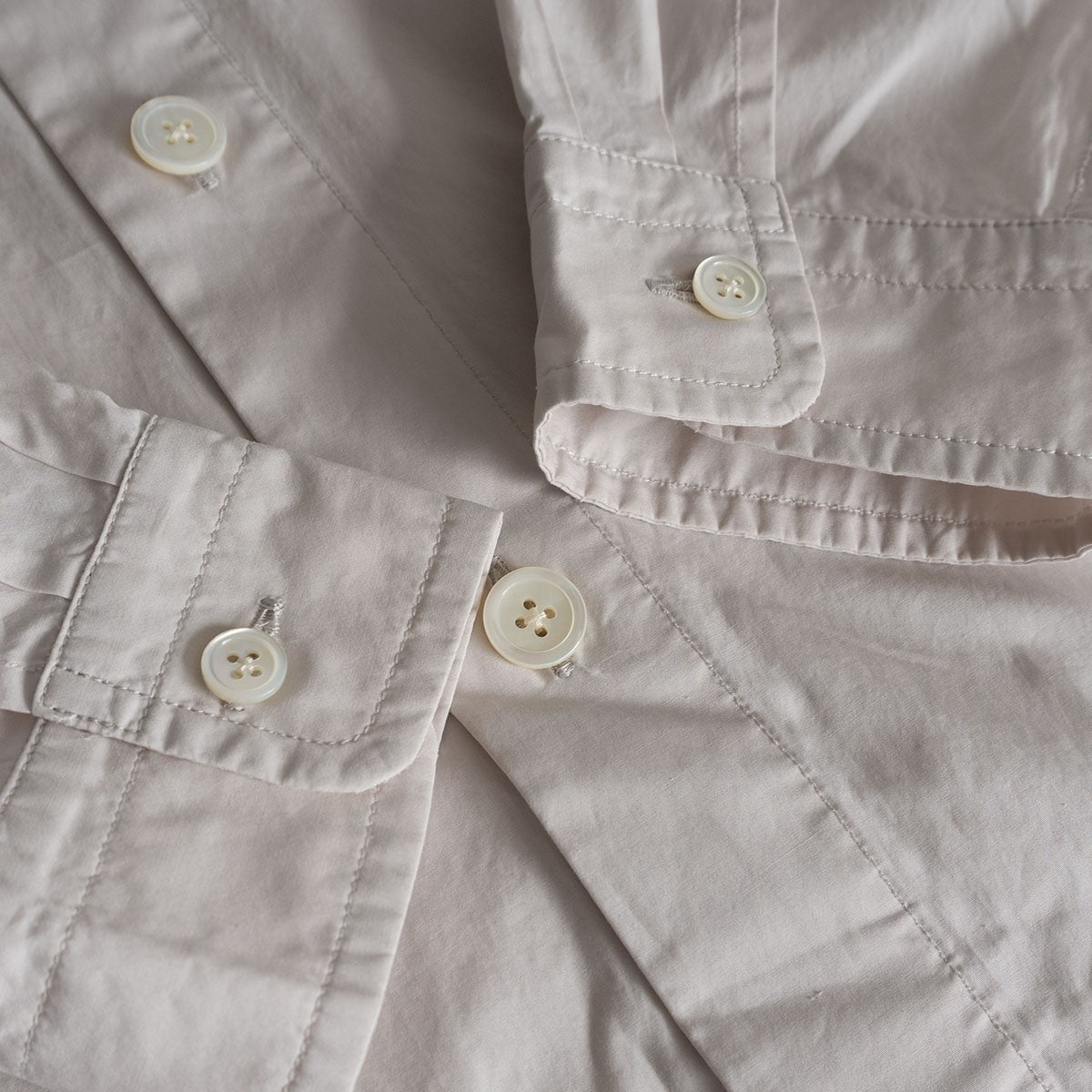 Arts & Science Band Collar Shirt Size 2