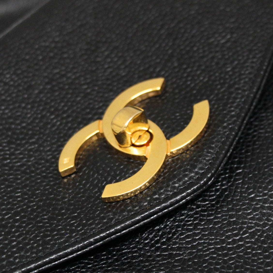CHANEL Vintage CC Caviar Skin Black GHW Shoulder Bag Size ONE SIZE