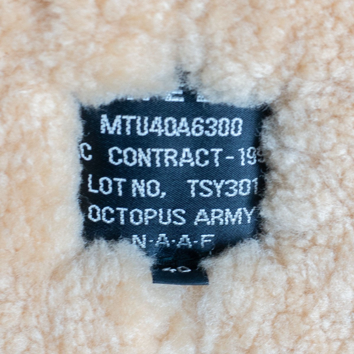 OCTOPUS ARMY B-3 Shearling Bomber Jacket Green Size 40