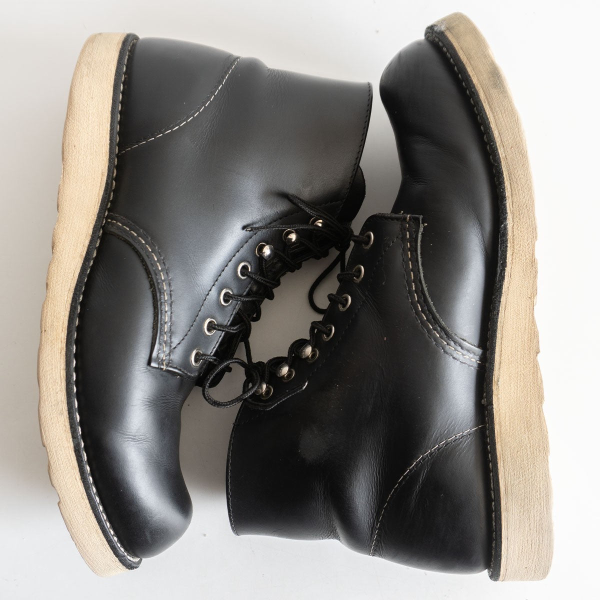 Red Wing 18 8165/6-inch Classic Round BOOTS Size 8