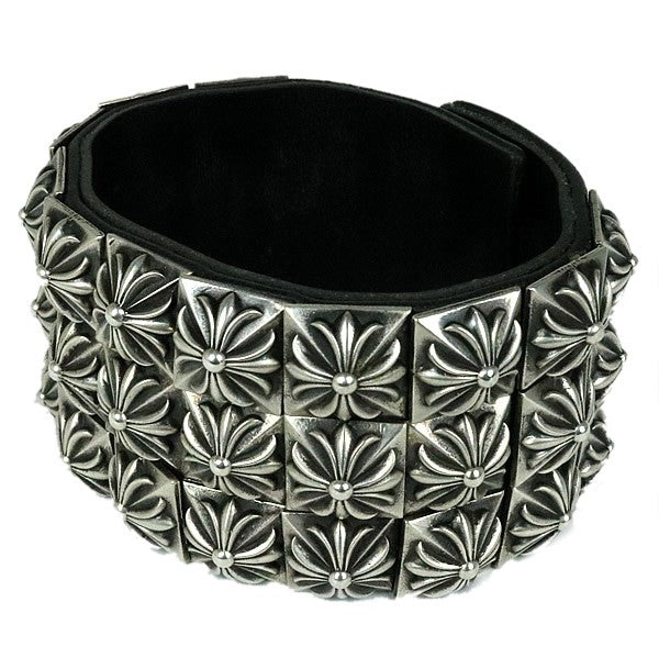 CHROME HEARTS Zero Studs Triple Pyramid Size ONE SIZE