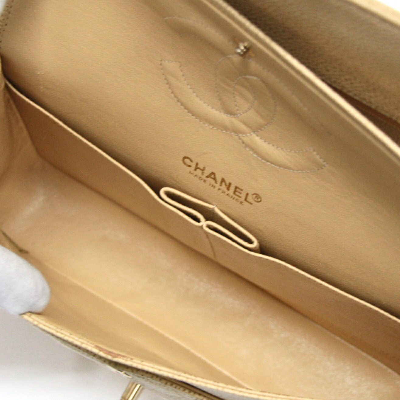 CHANEL Matelasse 25 Caviar Chain Bag Beige Size ONE SIZE