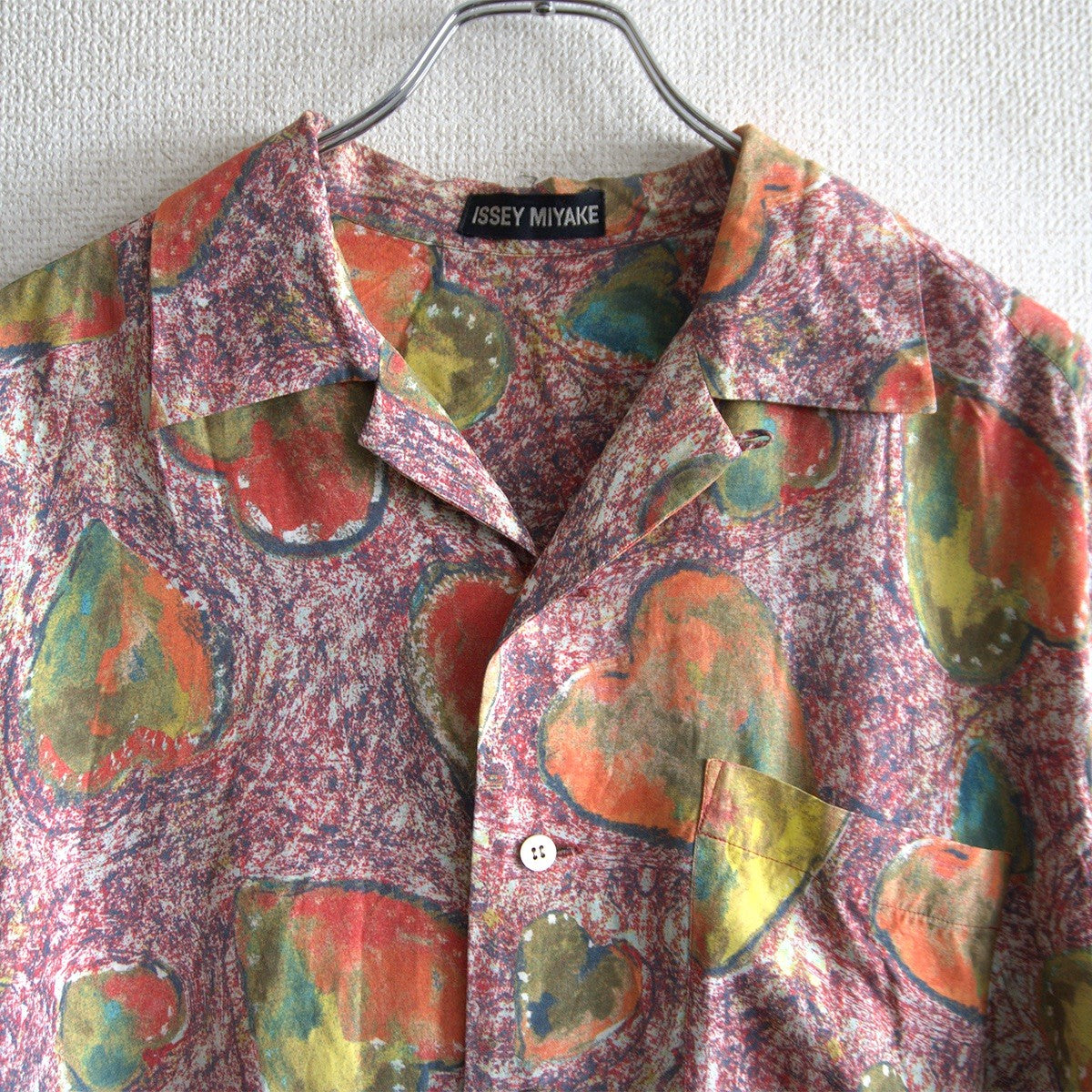 ISSEY MIYAKE MEN Rayon Printed Camp Shirt Size M