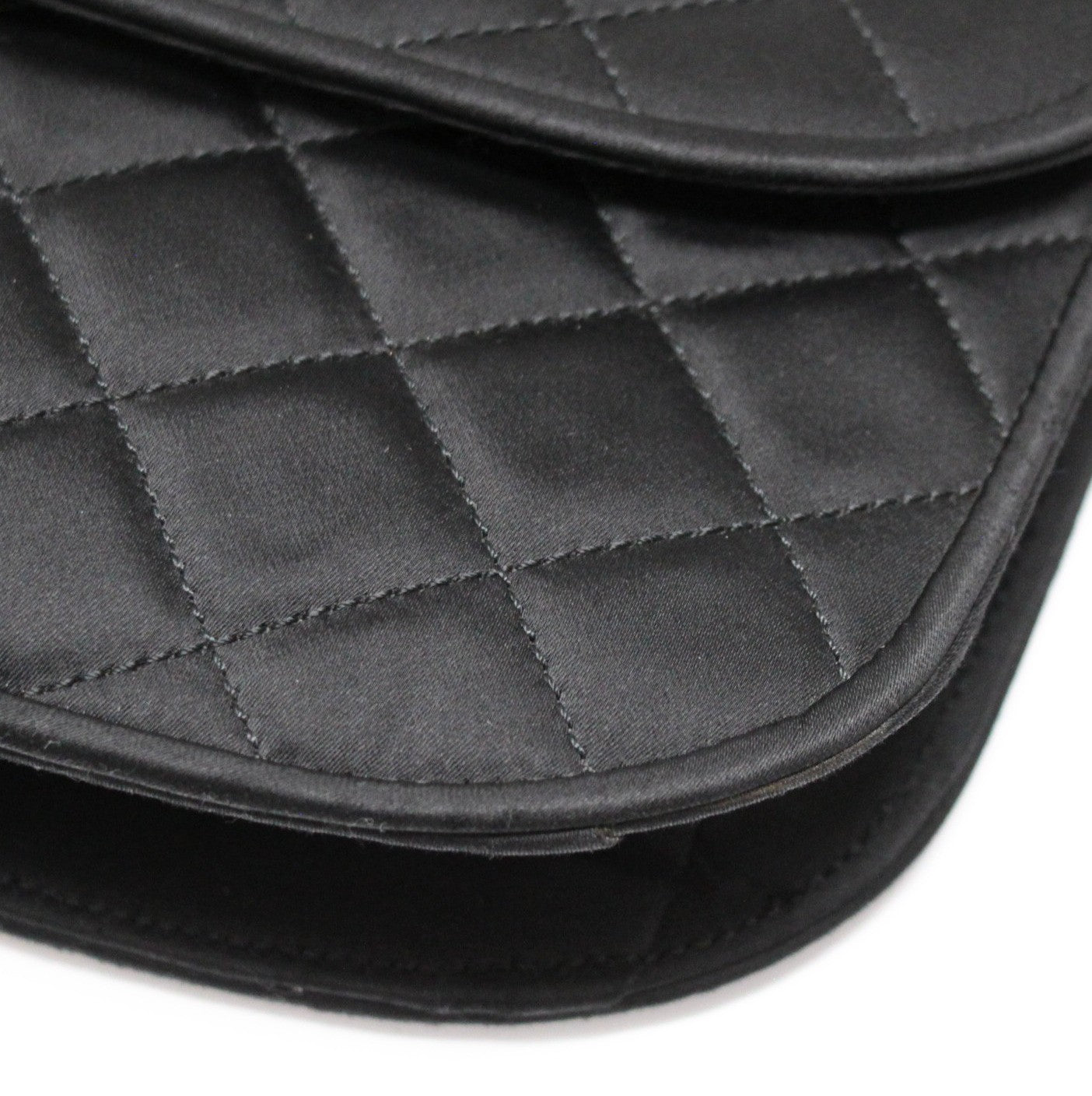 CHANEL Paris Limited Matelasse Shoulder Bag Size ONE SIZE