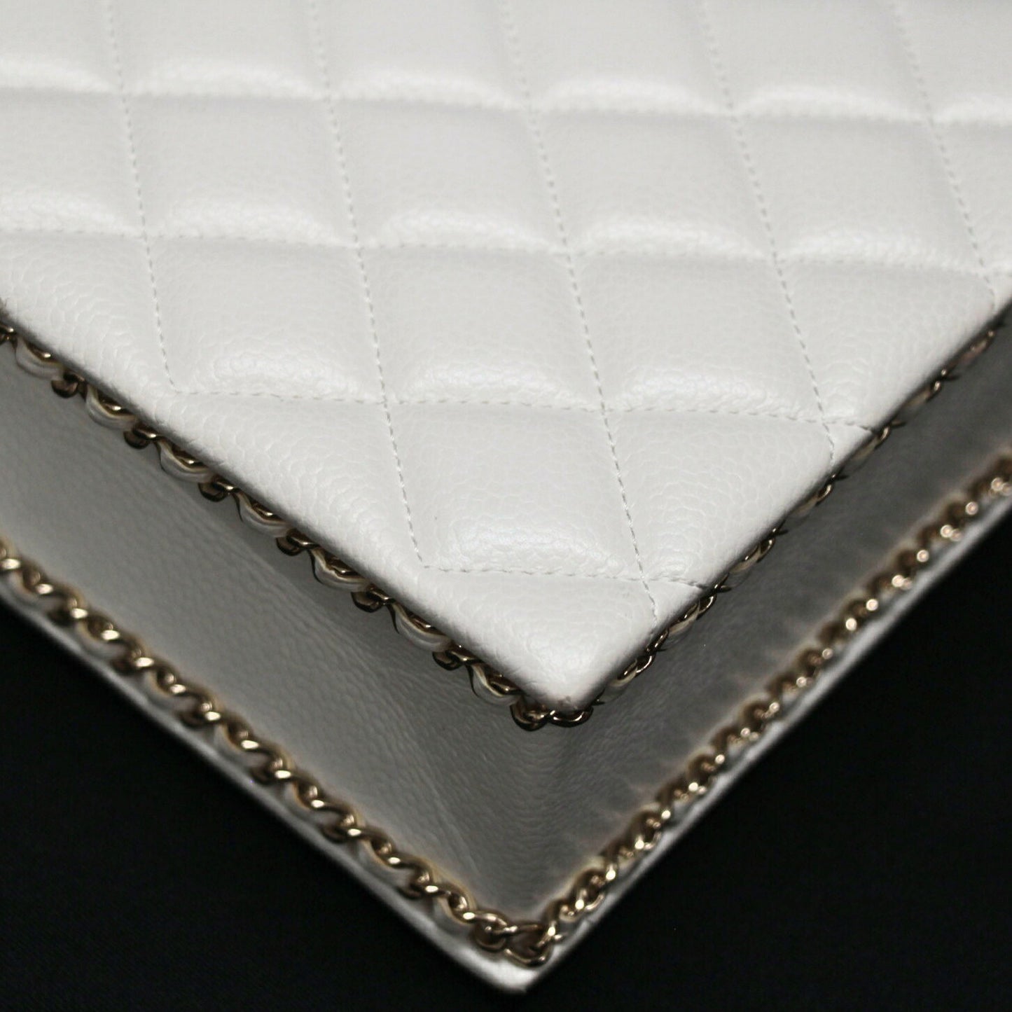 CHANEL Matelassé Caviar Chain White GHW Shoulder Bag Size ONE SIZE
