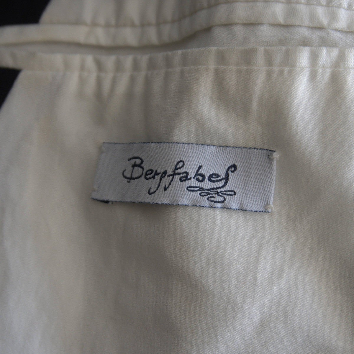 Bergfabel Wool Linen Balmacaan Coat Black Size 48