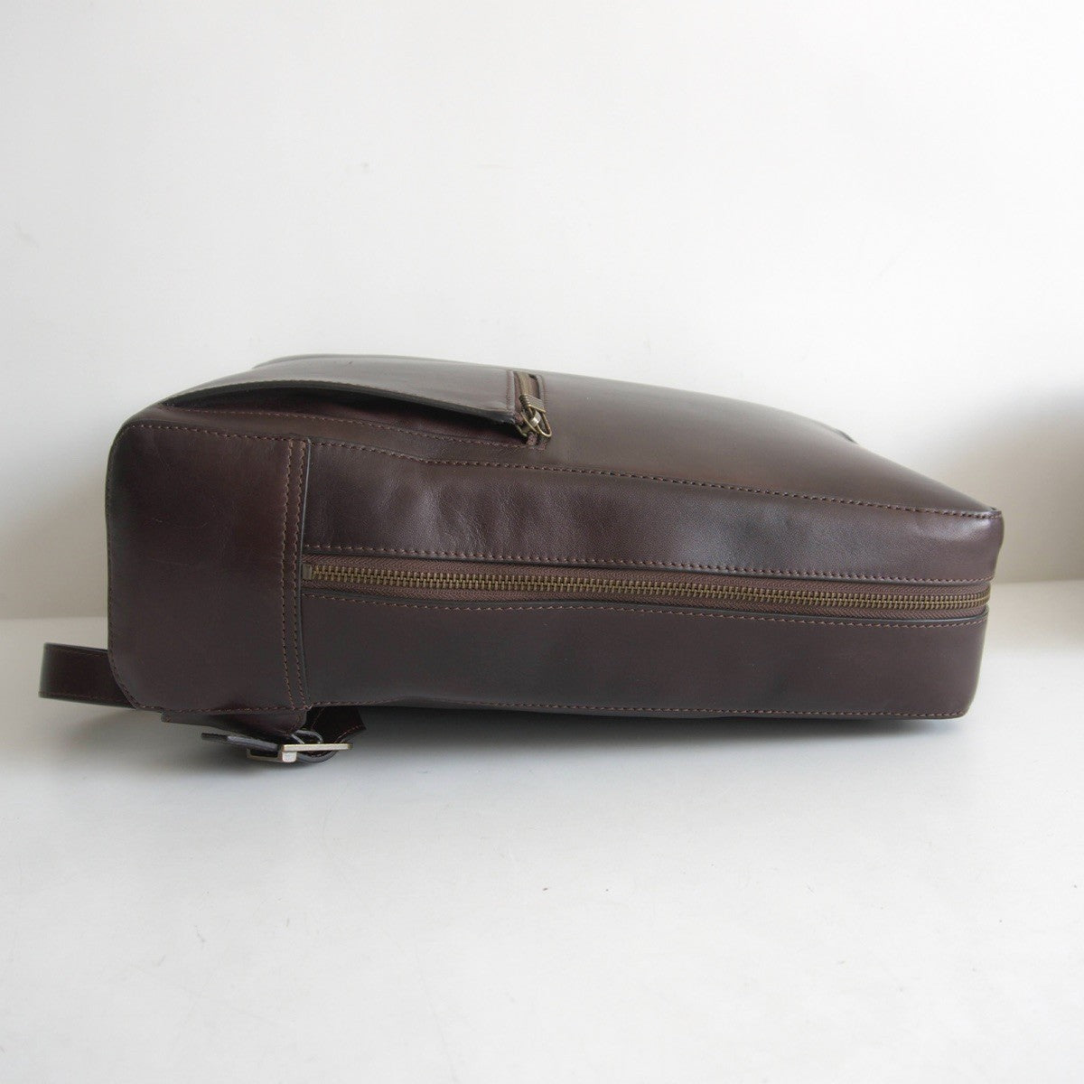 MOTHERHOUSE Antique Square Backpack