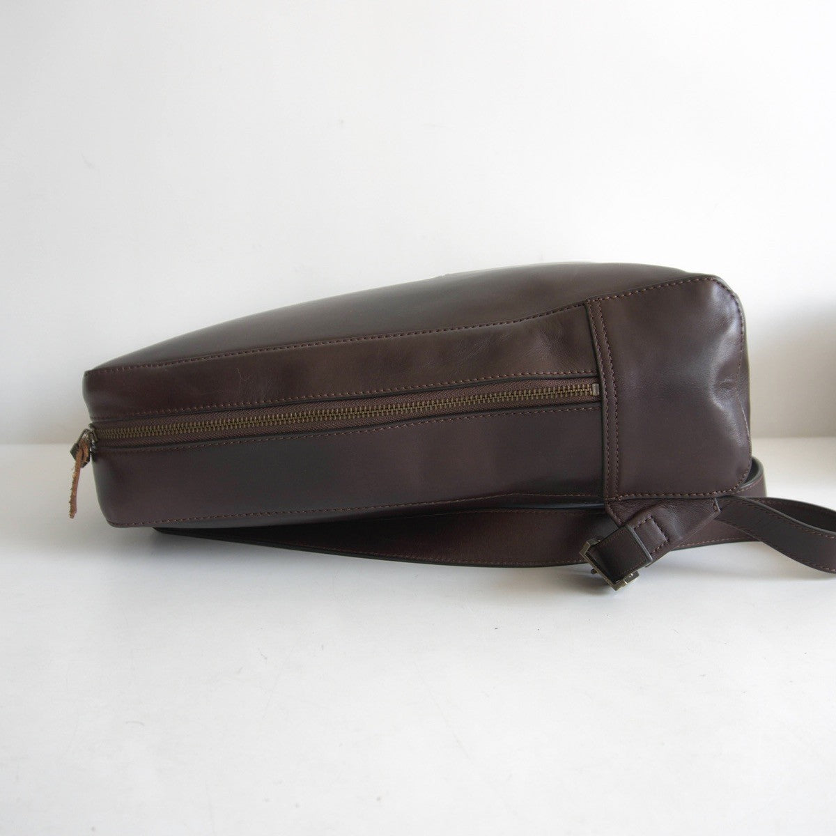 MOTHERHOUSE Antique Square Backpack