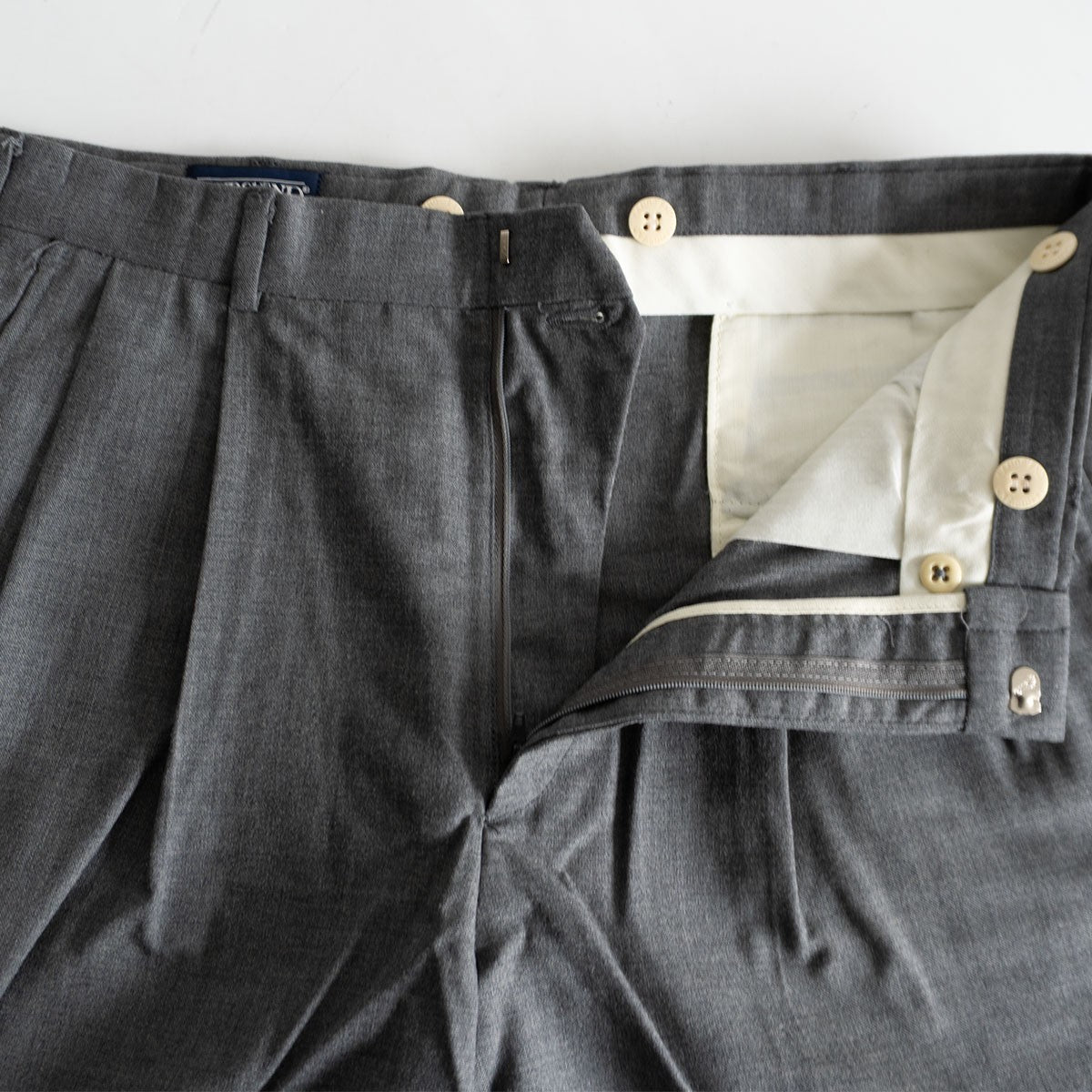 Lands' End Double-pleated trousers Pants Gray Size 33