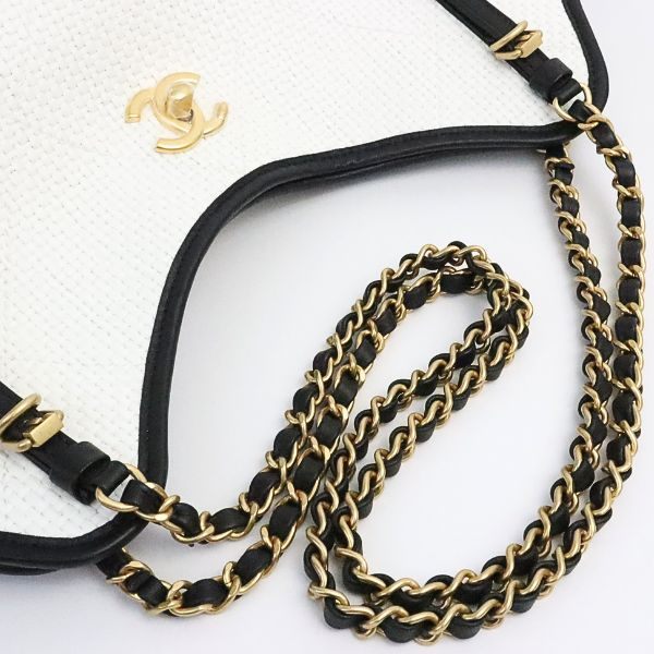 CHANEL 26C Maxi Shopping Raffia & & Black Bag Size ONE SIZE