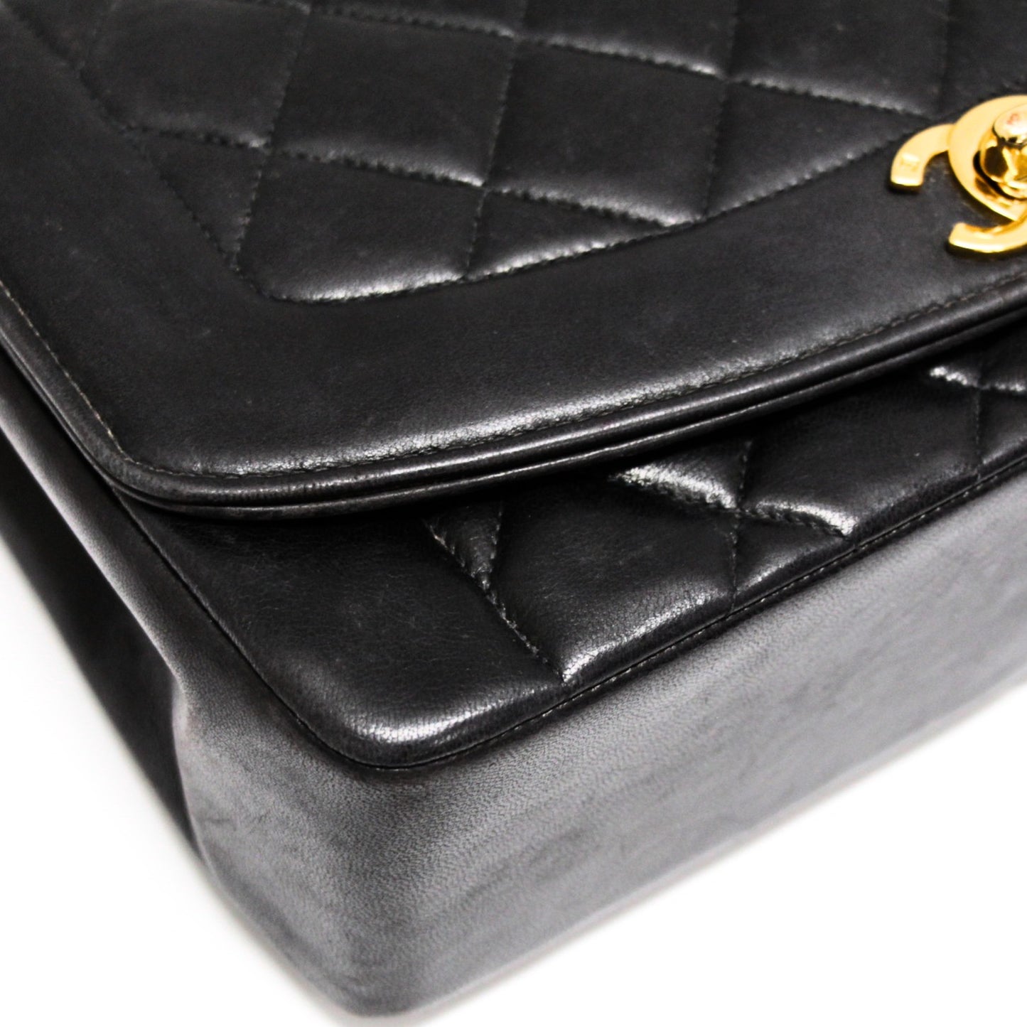 CHANEL Diana 25 Matelasse Shoulder Bag Size ONE SIZE