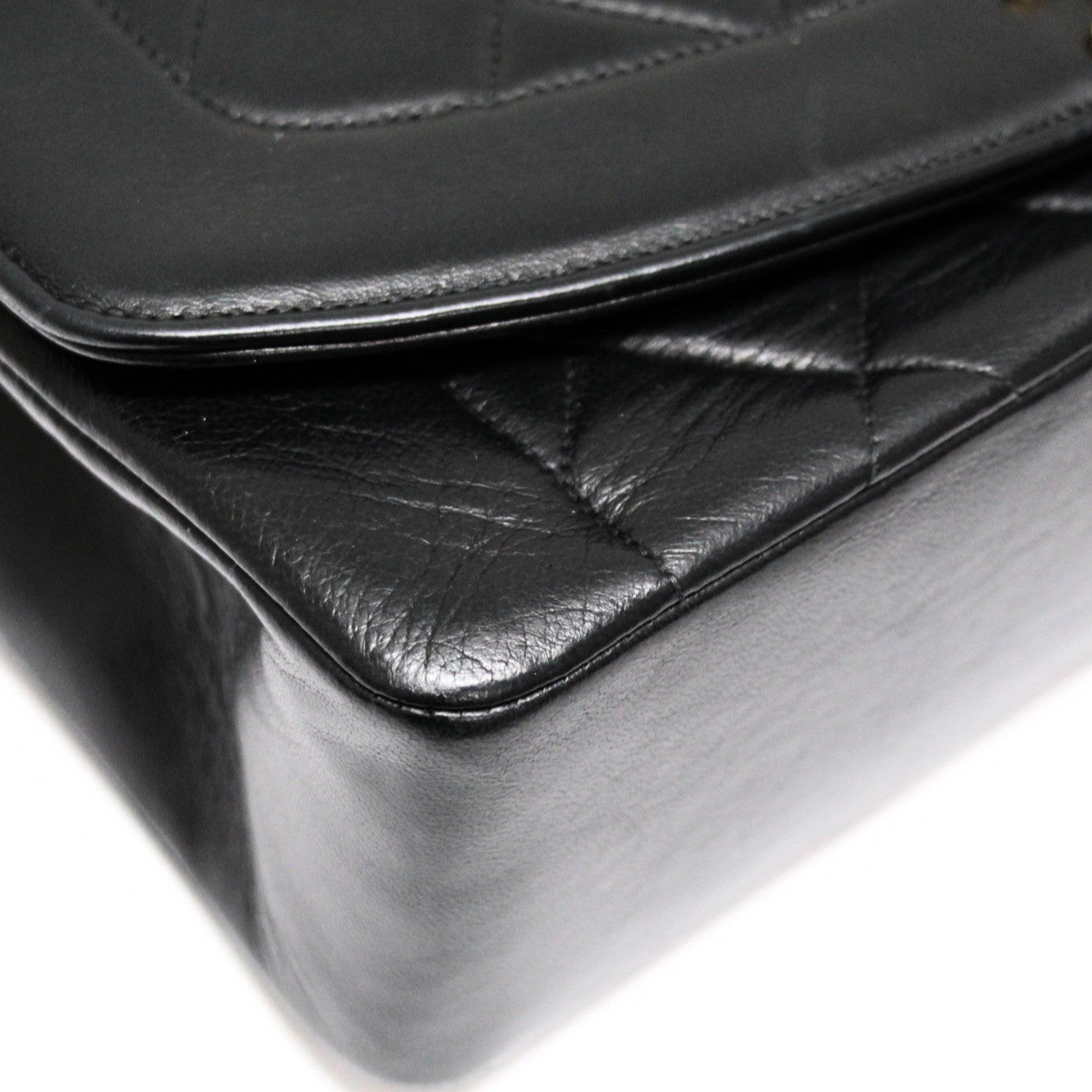 CHANEL Diana 25 Matelasse Lambskin Bag Black Size ONE SIZE