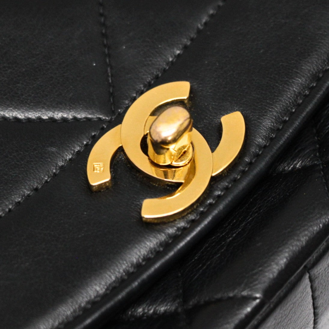 CHANEL Diana 25 Matelasse Lambskin Bag Black Size ONE SIZE