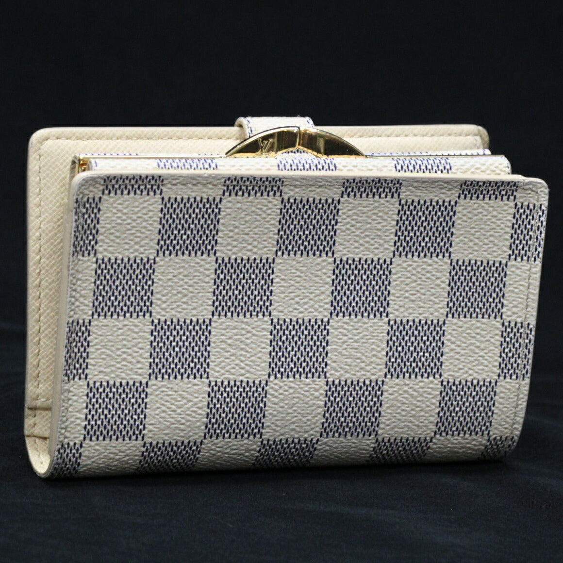 Louis Vuitton Damier Azur Wallet White Size ONE SIZE