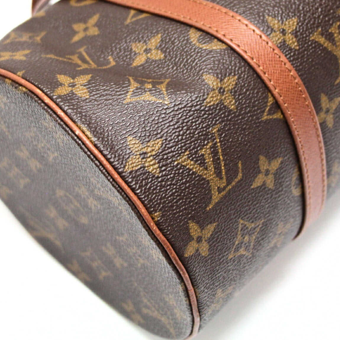 Louis Vuitton Papillon 30 Monogram Leather Bag Size ONE SIZE