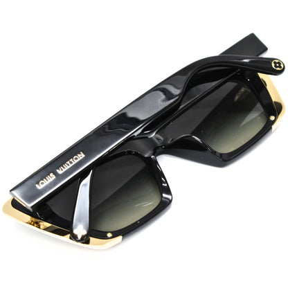 Louis Vuitton Moon Cat Eye Black Sunglasses Size ONE SIZE