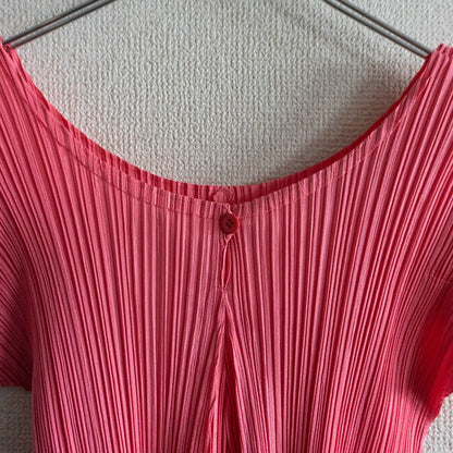 PLEATS PLEASE Pleated knit top T-Shirt Size 3
