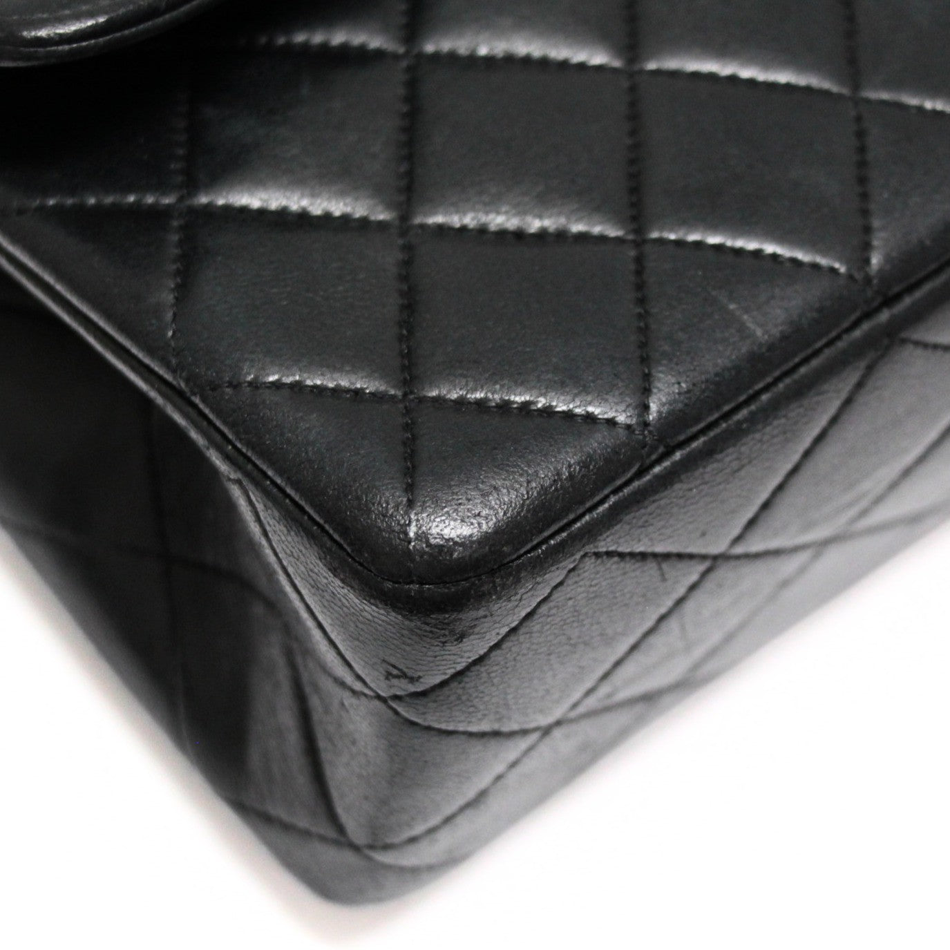 CHANEL Vintage Matelasse 25 Lambskin Chain Bag Size ONE SIZE