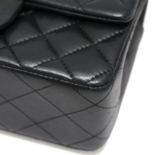 CHANEL Mini Matelasse 20 Lambskin Chain Bag Size ONE SIZE