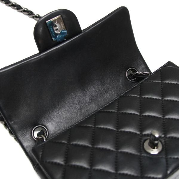 CHANEL Mini Matelasse 20 Lambskin Chain Bag Size ONE SIZE