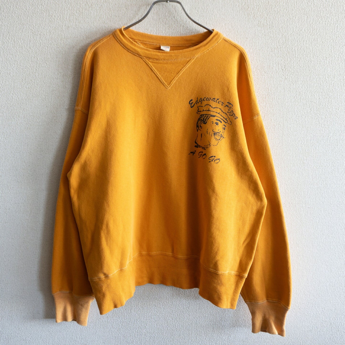 Warehouse Double V-neck Printed Sweatshirt Size 42