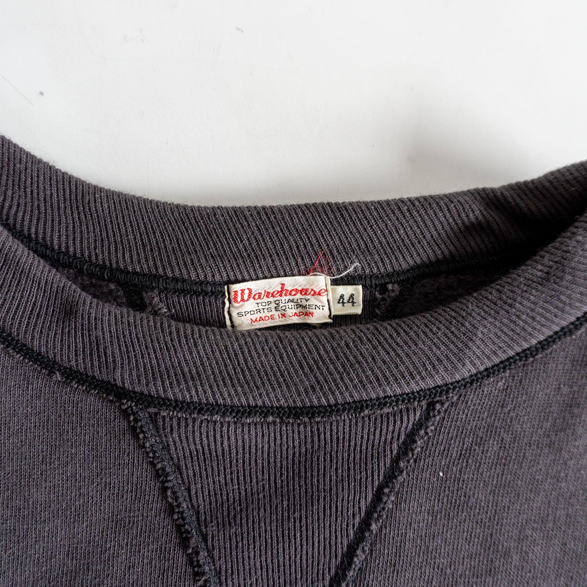 Warehouse Double V Sweatshirt Size 44