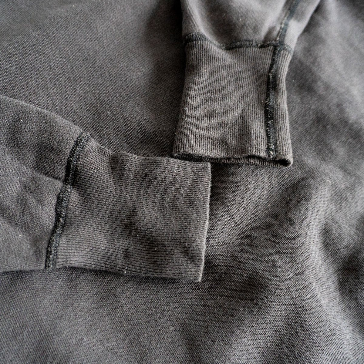 Warehouse Double V Sweatshirt Size 44