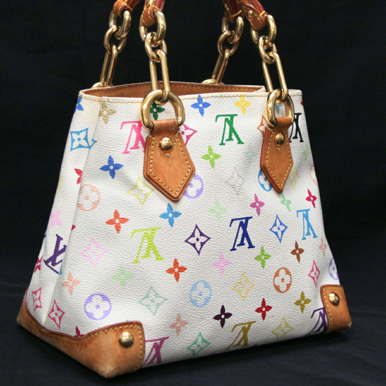 Louis Vuitton Audra Monogram Handbag White Size ONE SIZE