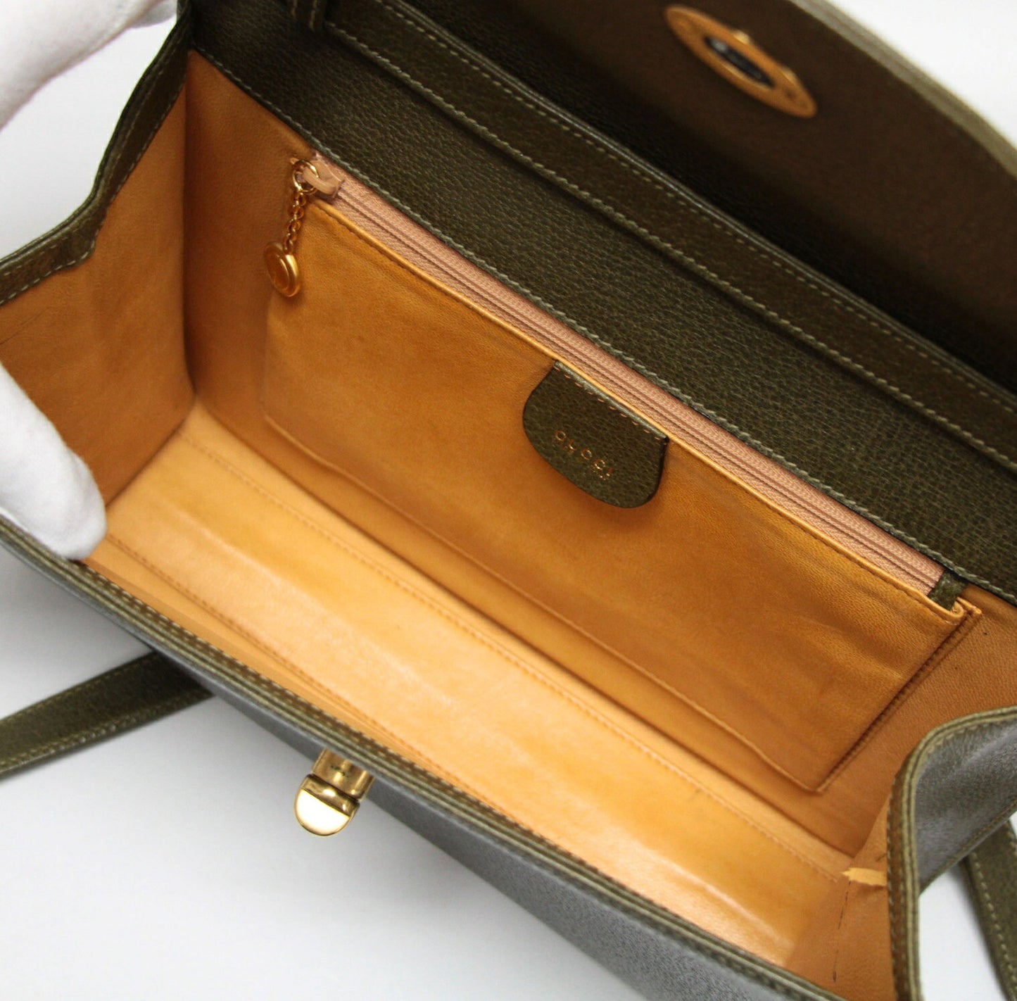 GUCCI Vintage Turn-lock Leather Shoulder Bag Size ONE SIZE
