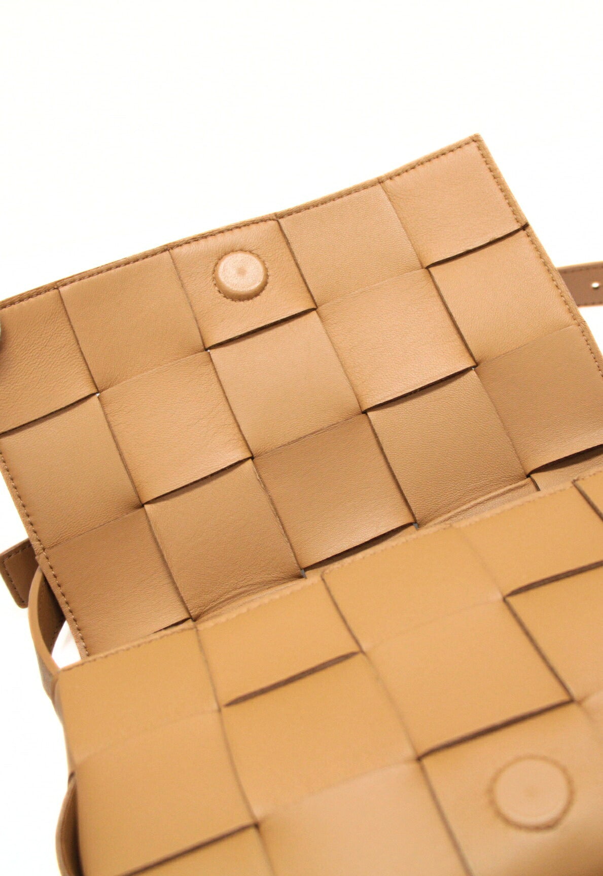 BOTTEGA VENETA Cassette Maxi Lt Brown Shoulder Bag Size ONE SIZE