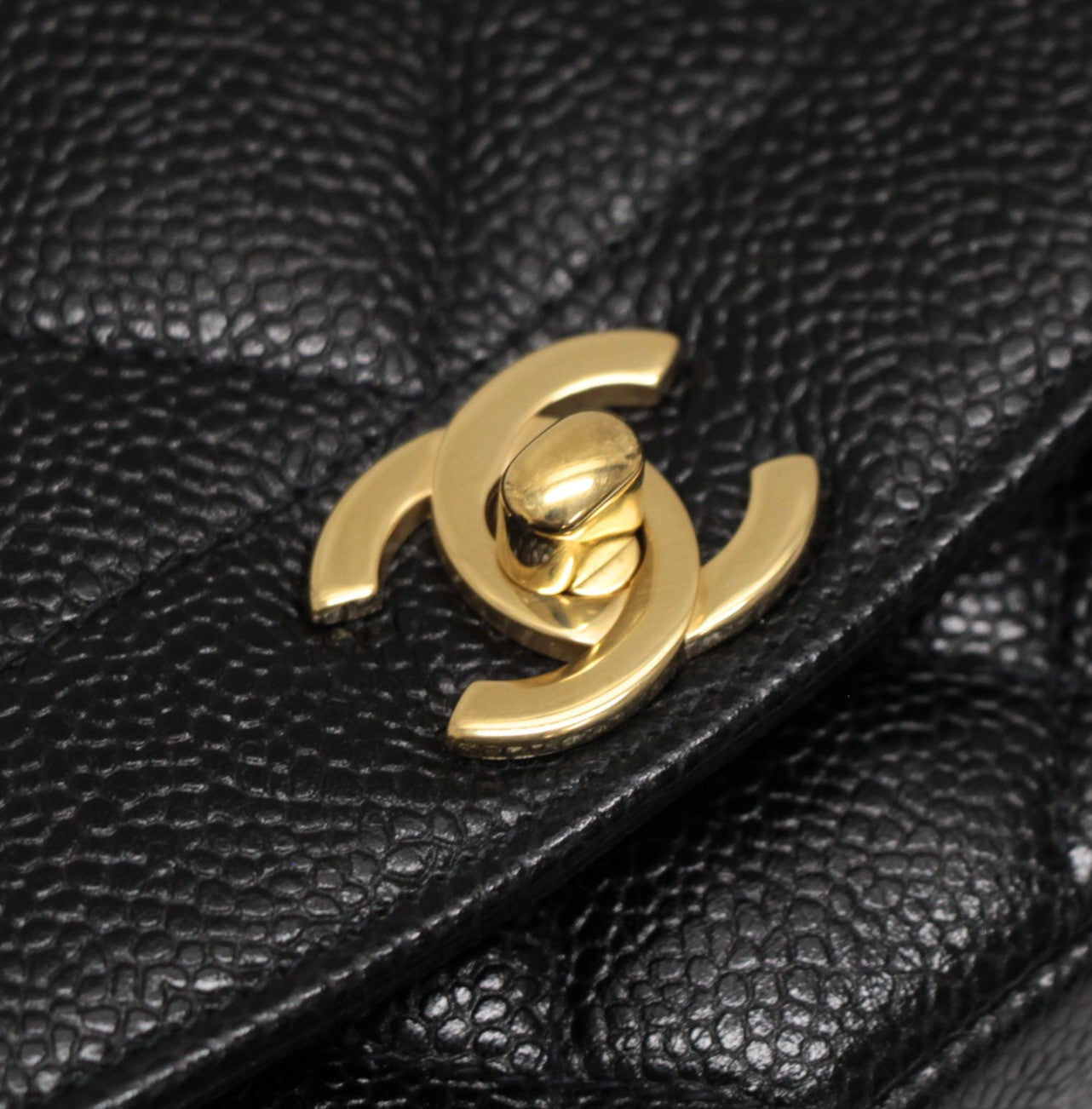 CHANEL Diana 25 Matelasse Caviar Bag Black Size ONE SIZE