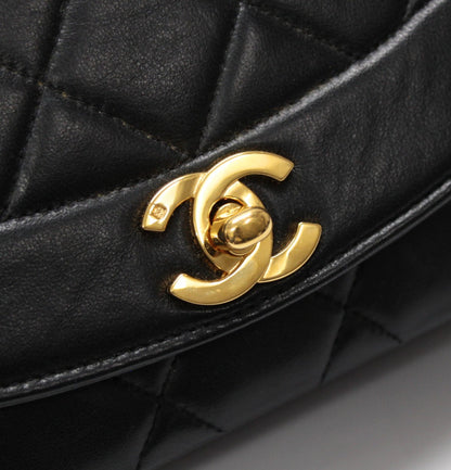 CHANEL Diana 22 Matelasse Lambskin Bag Blk Size ONE SIZE